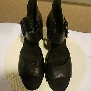 Aerosoles  heelRest wedges